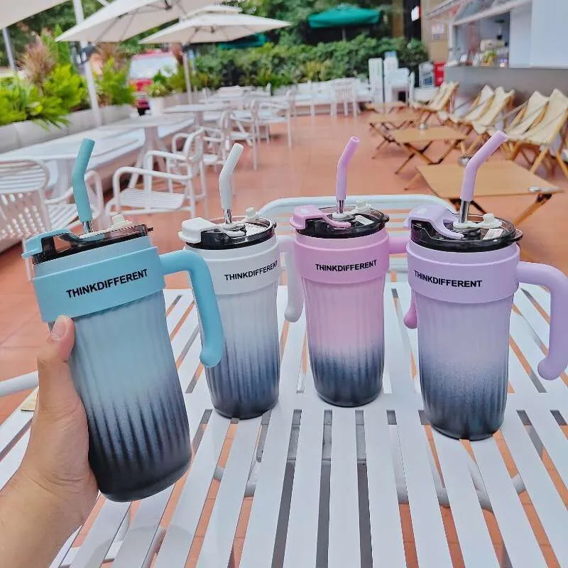 780ml Premium Stainless Steel Tumbler – Elegant Design Double Wall Insulated Leakproof Travel Mug for Hot and Cold Drinks | Random Color